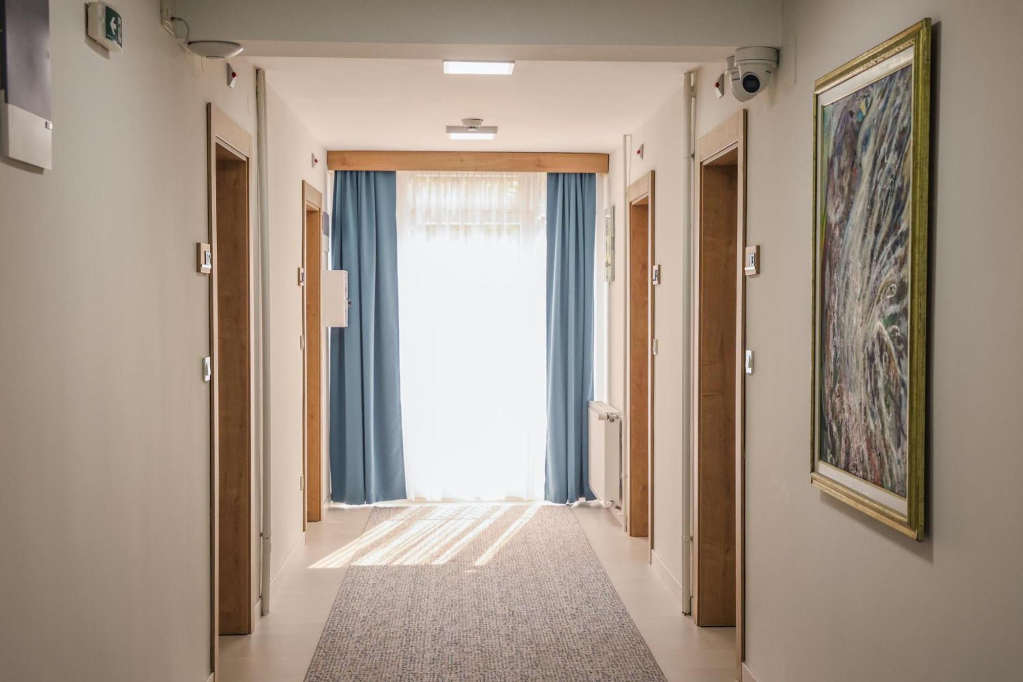 Grand Park Rooms & Apartments Cacak Ngoại thất bức ảnh