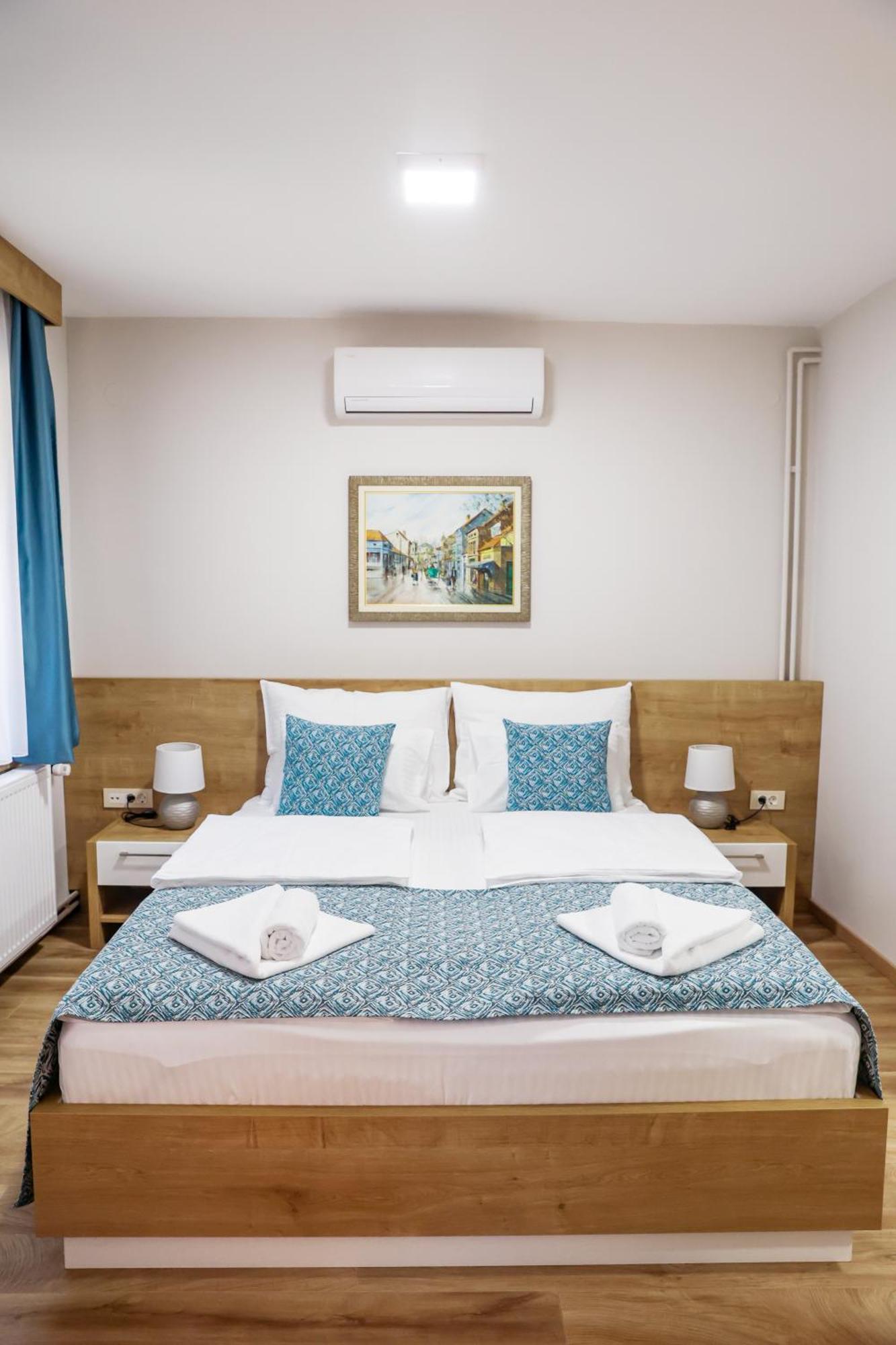 Grand Park Rooms & Apartments Cacak Ngoại thất bức ảnh