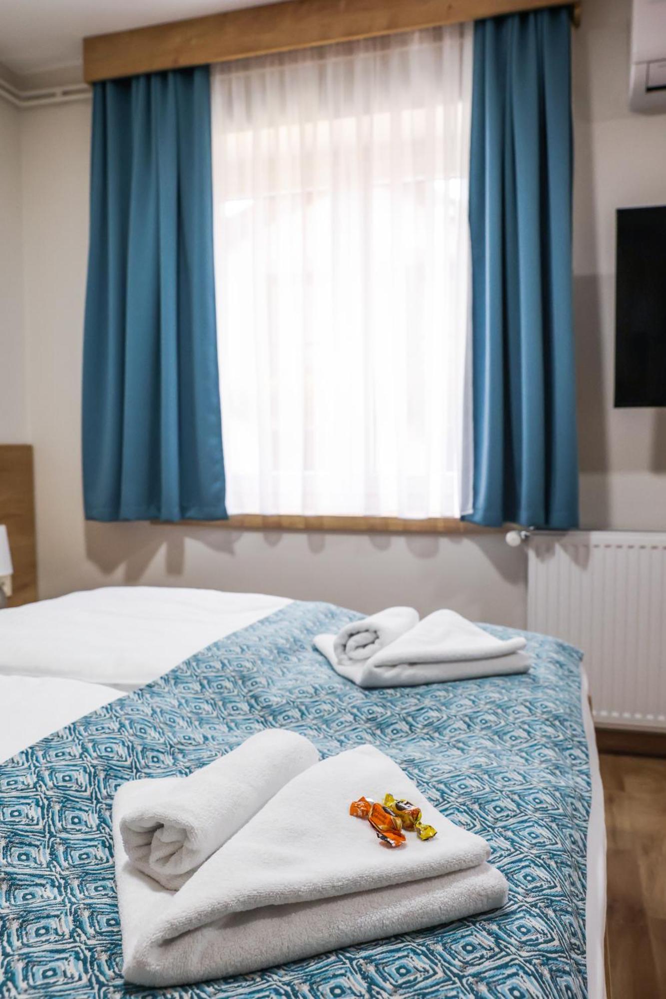 Grand Park Rooms & Apartments Cacak Ngoại thất bức ảnh