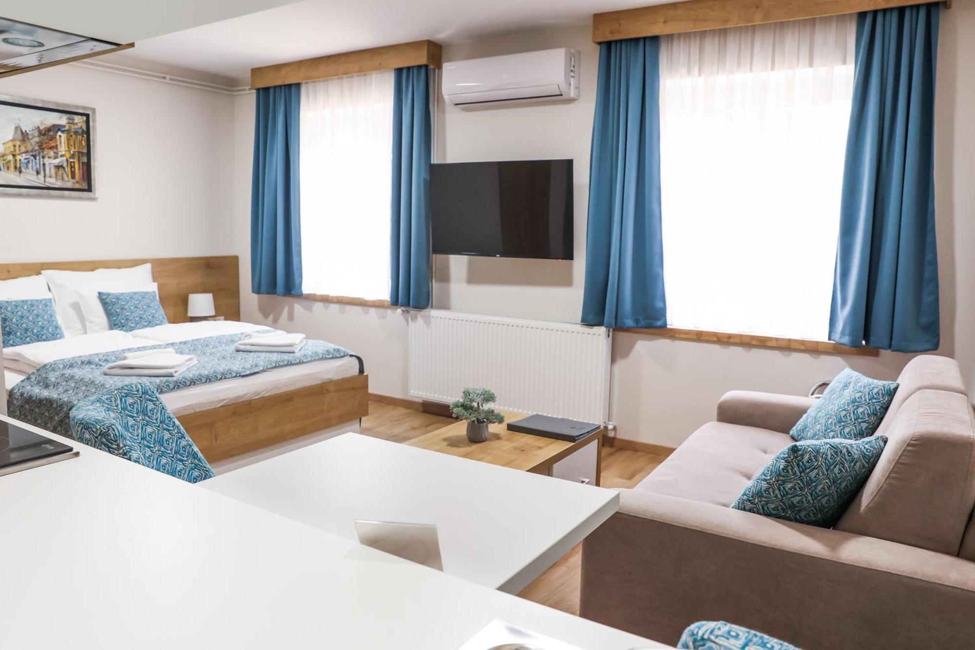 Grand Park Rooms & Apartments Cacak Ngoại thất bức ảnh